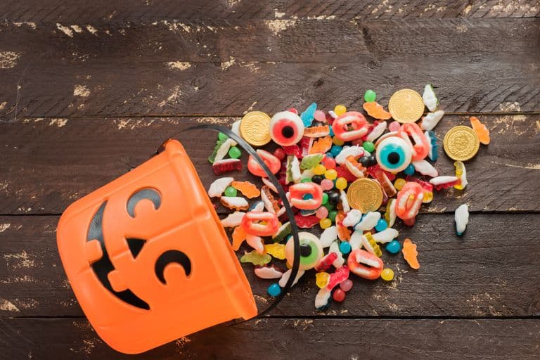 Halloween: Sợ nhất là giá chocolate